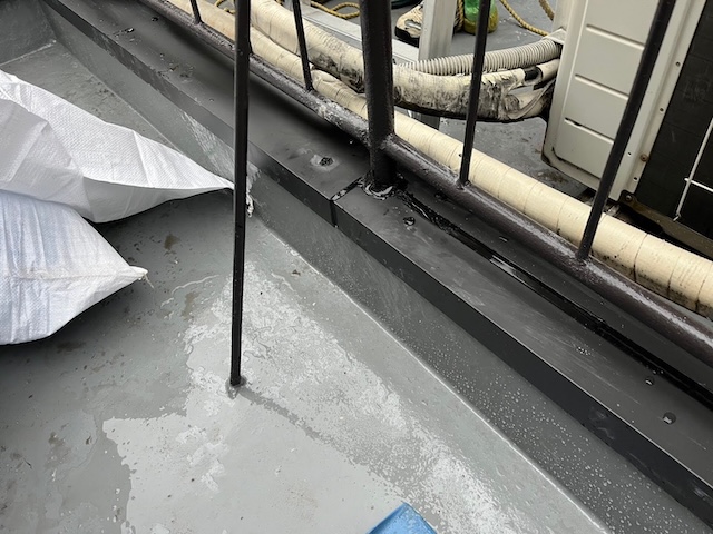 笠木の修理工事もおまかせ